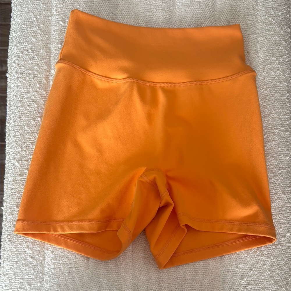 Women's PTULA Shorts